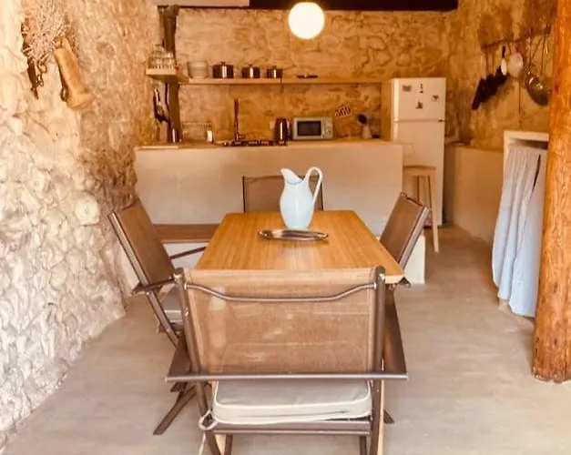 Balcony And Ocean Views Linero